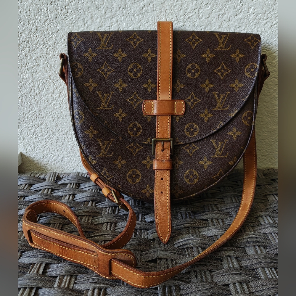 Louis Vuitton Monogram Brown & Tan Crossbody Saddle Bag - Picture 2 of 16
